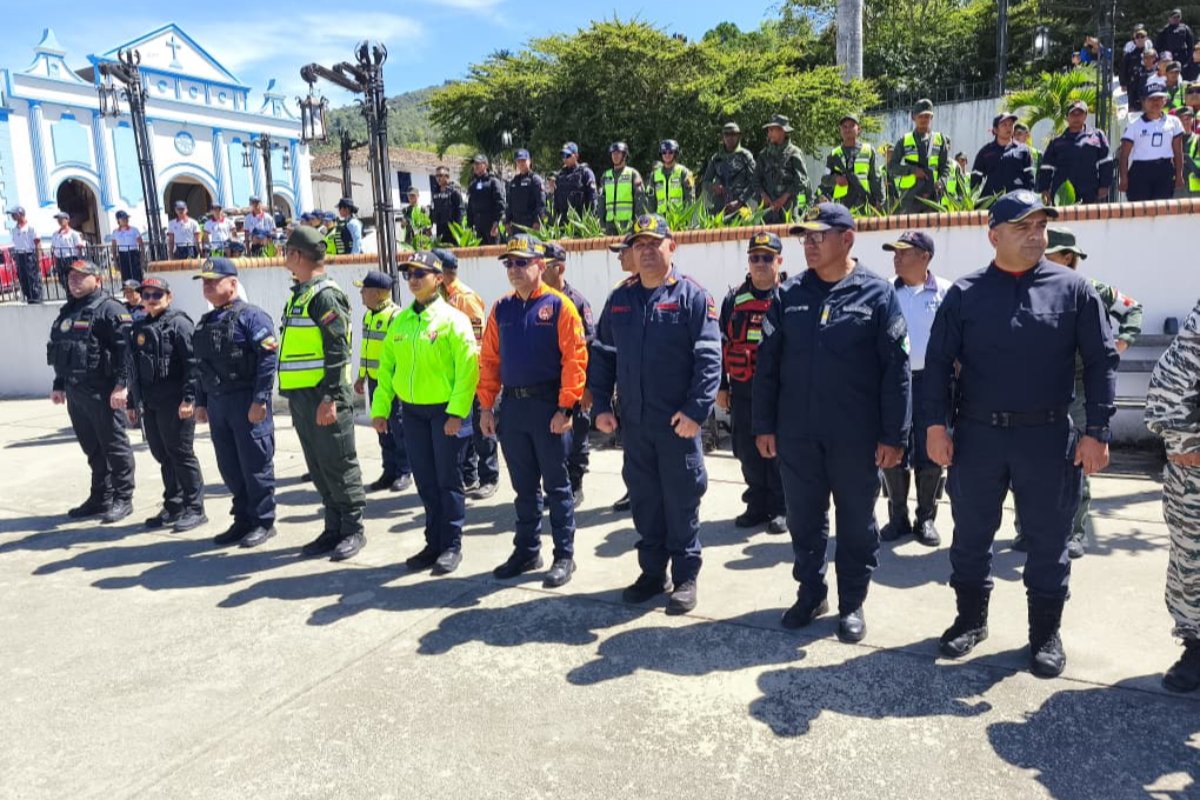 BOMBEROS DE MÉRIDA ACTIVOS EN EL DESPLIEGUE DE SEGURIDAD Y PAZ